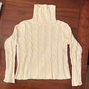 Jones New York Cable Knit Sweater. Good condition.